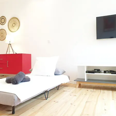 A/c Modern In Typical Area Vieux #lovelyview Niza